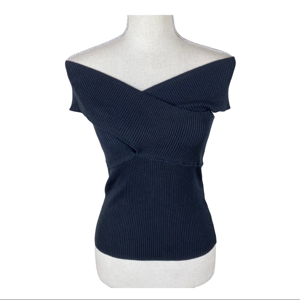 NWT. Zara Black Knit Criss Cross Top. Size M.